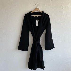 Hackwith Design Wool Duster in Black